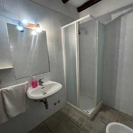 La Ca' Rivergaro Di Albasi Renzo Farm stay