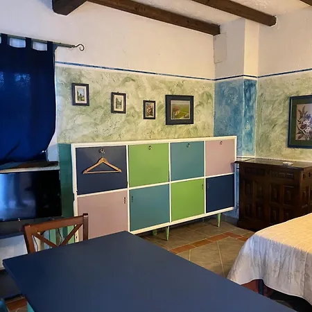 La Ca' Rivergaro Di Albasi Renzo *