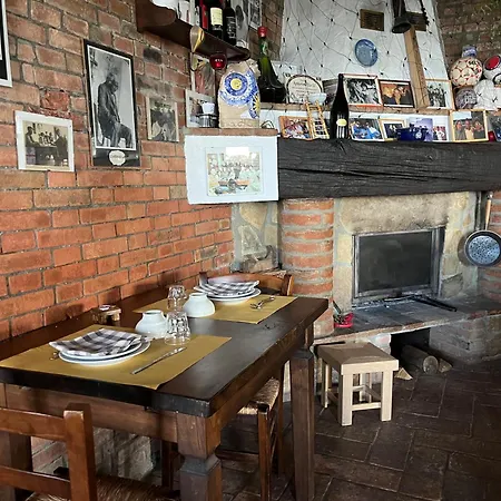 La Ca' Rivergaro Di Albasi Renzo Κατάλυμα σε φάρμα *