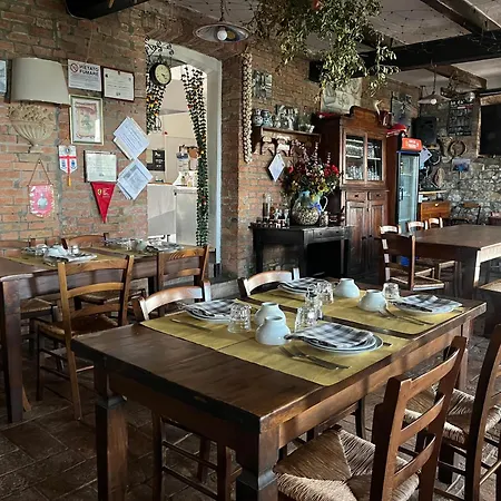 La Ca' Rivergaro Di Albasi Renzo