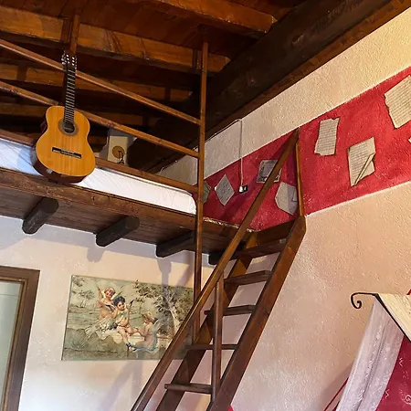 La Ca' Rivergaro Di Albasi Renzo *