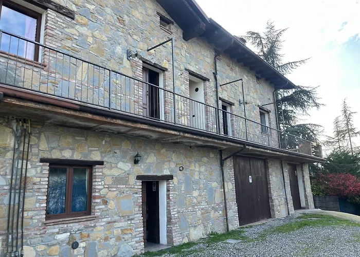 La Ca' Rivergaro Di Albasi Renzo *