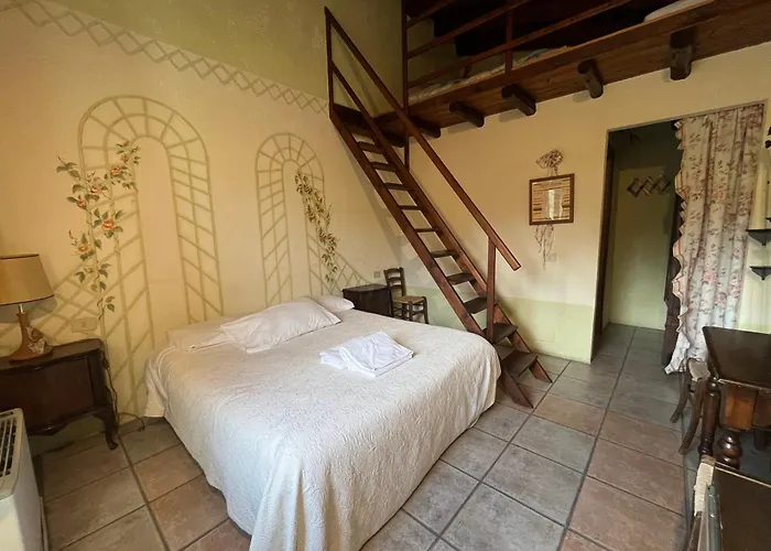 La Ca' Rivergaro Di Albasi Renzo *